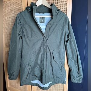 Mondetta Women’s M Rain Jacket